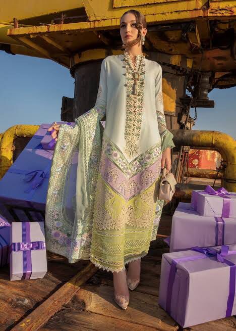 Luxury Heavy Embroidered Crimson Lawn 3 Piece Dress