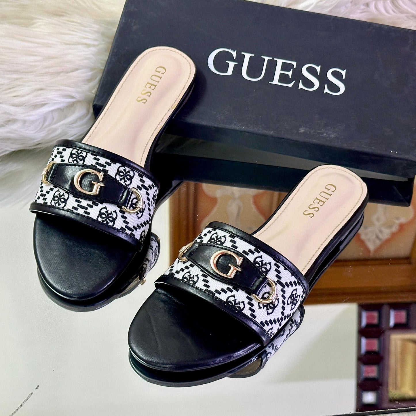 Guess Medicated Slippers with Box