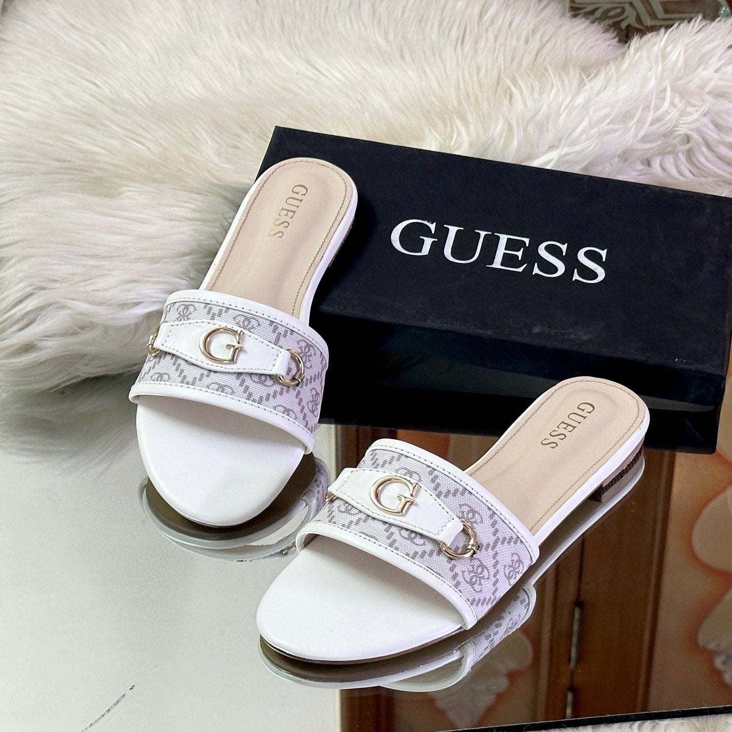 Guess Medicated Slippers with Box